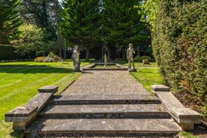 Maltby House Grounds- click for photo gallery